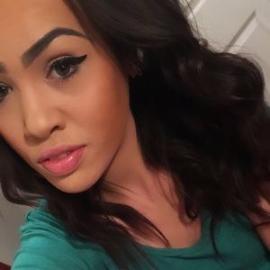 Meet your Posher, Madison